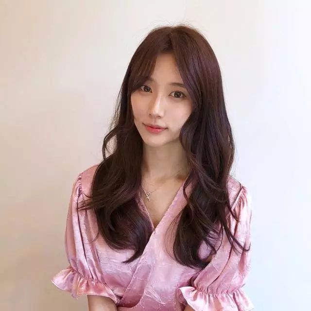 2024中長發(fā)最新發(fā)型女，指南與步驟詳解，打造時尚發(fā)型！